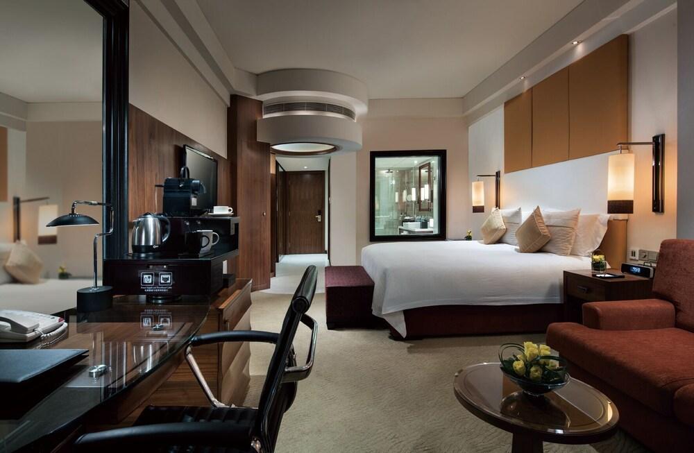 Grand Millennium Shanghai Hongqiao Exterior foto